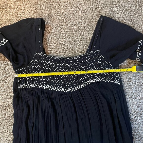 Size Medium Free People I'm The One embroidered black gauze maxi dress - Picture 3 of 16